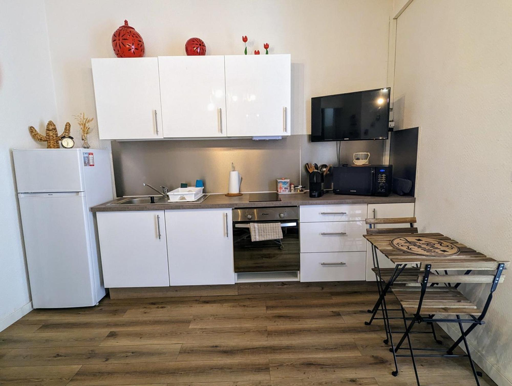 Appartement Cosy Proche Du Port นีซ ภายนอก รูปภาพ